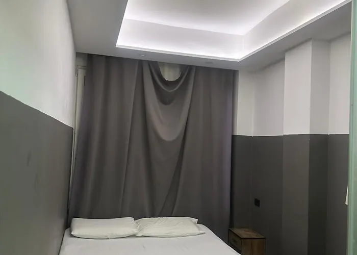 Downtown Economy Hotel